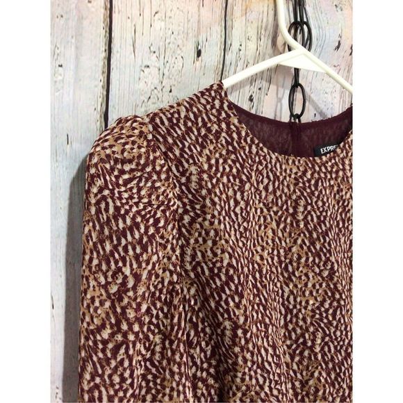 EXPRESS Brown & White Sparkle Crop Top NEW size XS - Picture 2 of 11